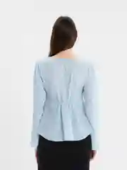 Белый нарядный топ с длинными рукавами