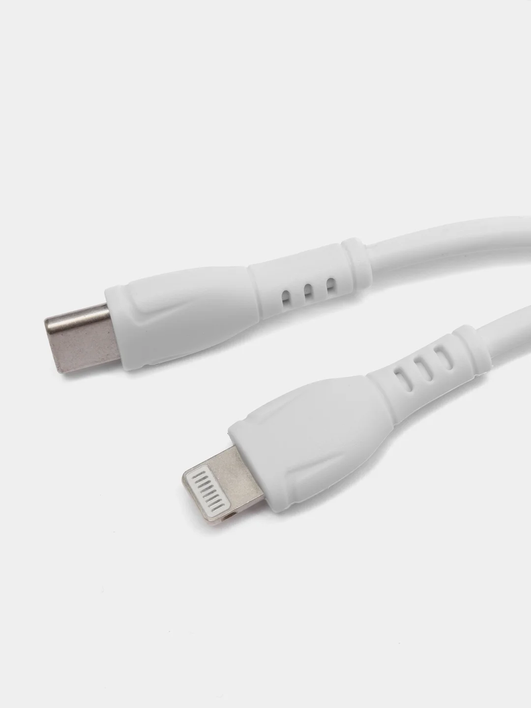 Белый кабель Lightning для зарядки iPhone
