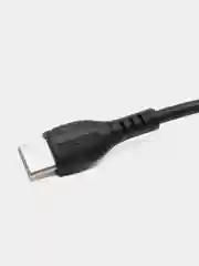 Черный кабель Lightning для зарядки iPhone