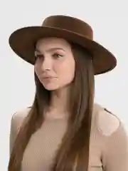 Женская шляпа
