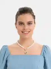 Белый колье из жемчужных бусин, с подвеской