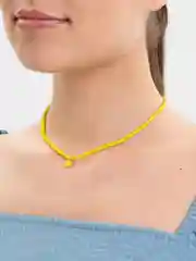 Желтый чокер из бисера с сердцем