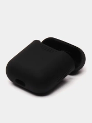 Чехол для Apple AirPods 1 / AirPods 2 черный силиконовый