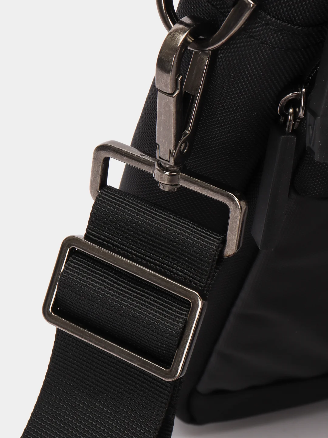 Сумка портфель BRAUBERG Expert с отд. для ноутбука 15,6", 2 отделения, черная, 30х40х10см