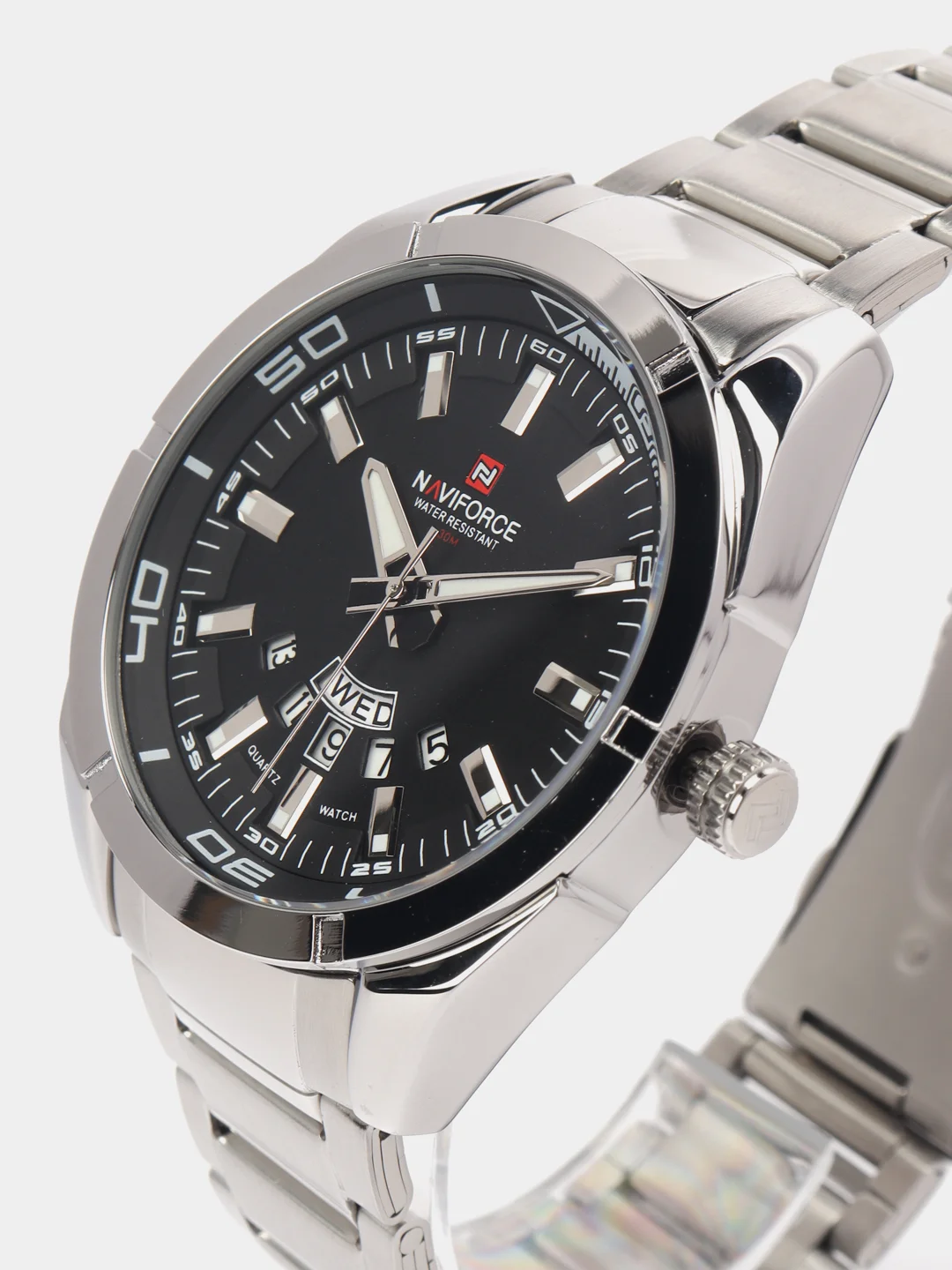 Серебряный мужские наручные часы Naviforce NF9038 с календарём, в подарочной упаковке