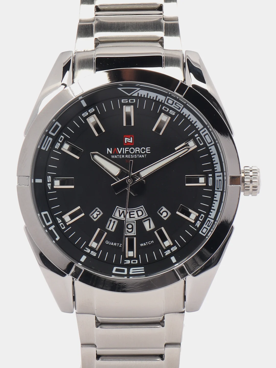 Серебряный мужские наручные часы Naviforce NF9038 с календарём, в подарочной упаковке