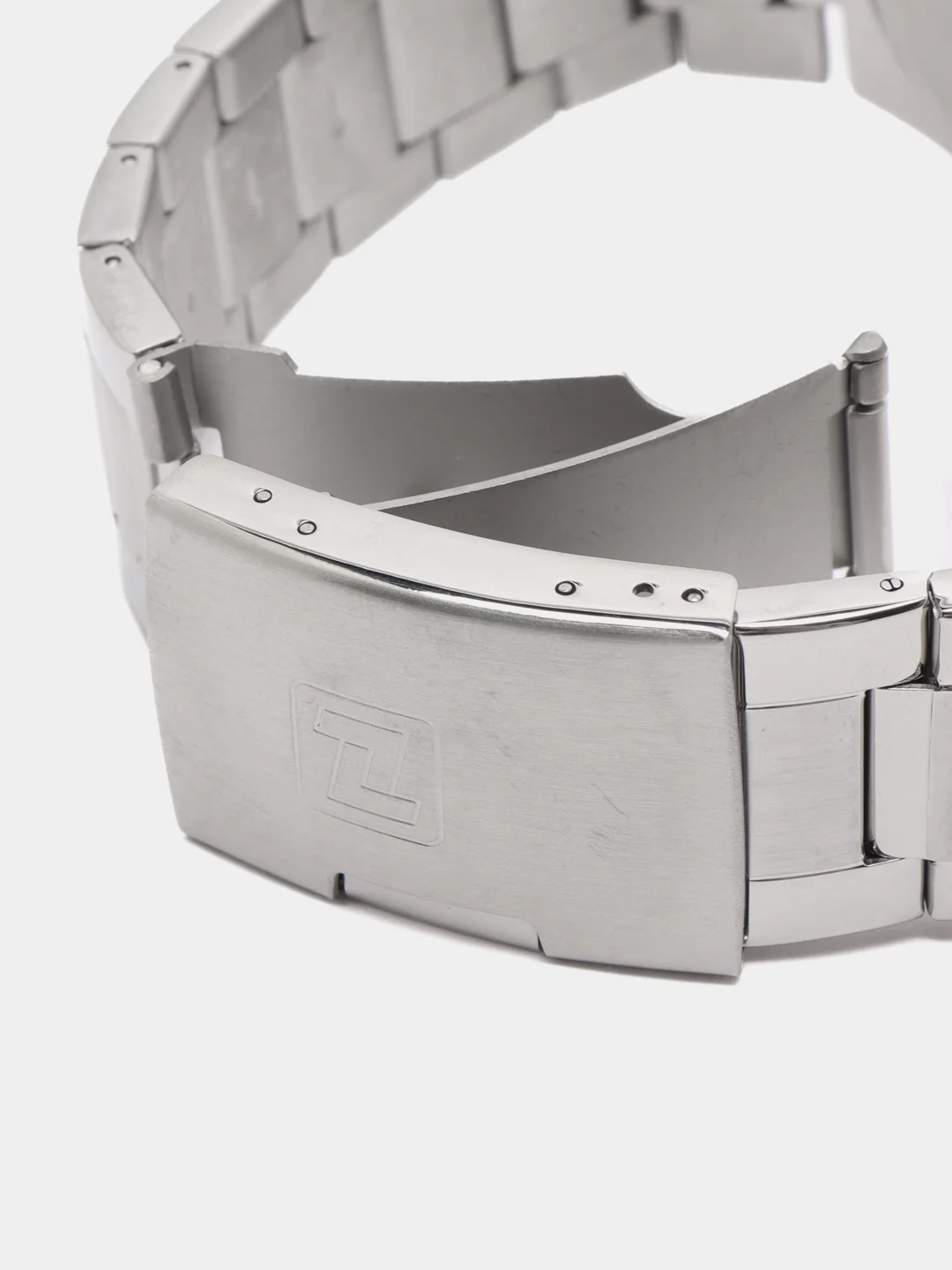 Серебряный мужские наручные часы Naviforce NF9200 с календарём, в подарочной упаковке
