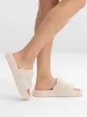 Бежевый шлепанцы женские