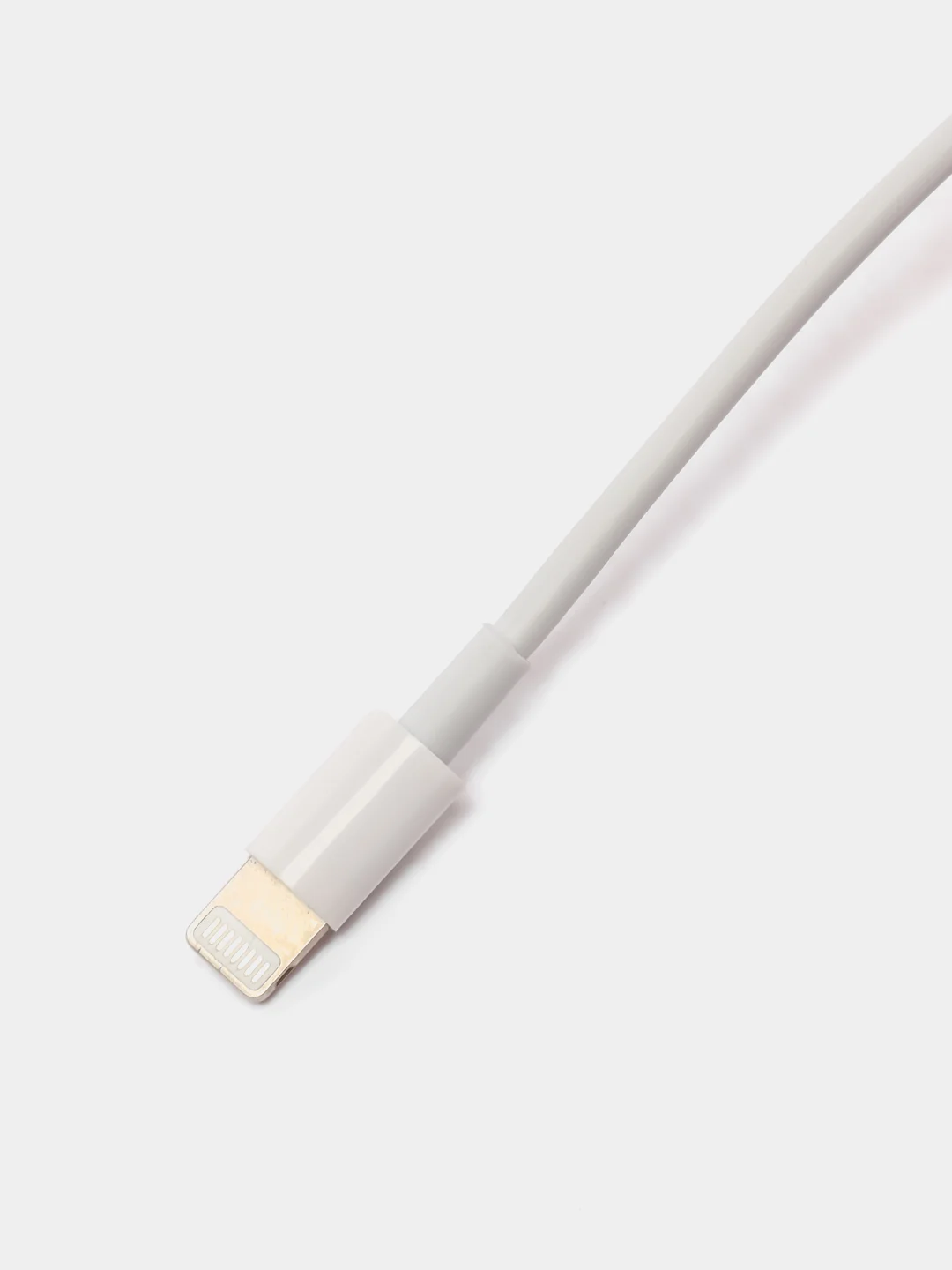 Кабель USB- 8-pin GFPoWeR 22L, 1 м, 2.4A, ПВХ, Lightning, белый