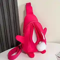 Красный маленький рюкзак
