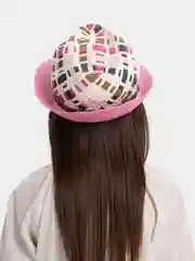 Пастельно-коралловый шляпа для девочки