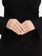 Белый кольцо женское с рисунком