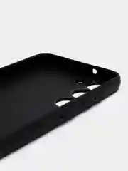Черный чехол силиконовый на Samsung Galaxy S23 (Самсунг Галакси С23), цвет черный