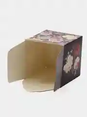 Бордовый коробка подарочная для подарка "Квадратная с рисунком", складная