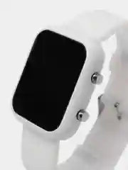 Белый часы электронные