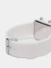 Белый часы электронные