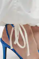 Слоновая кость брюки-парашюты атласные с карманом и шнурком на поясе женские Befree