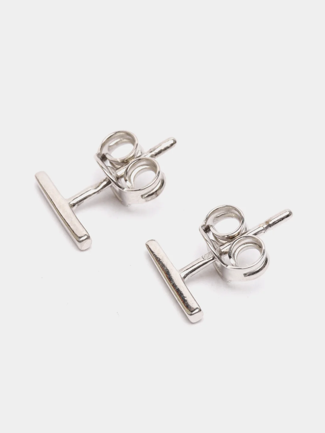 Серьги-гвоздики из серебра