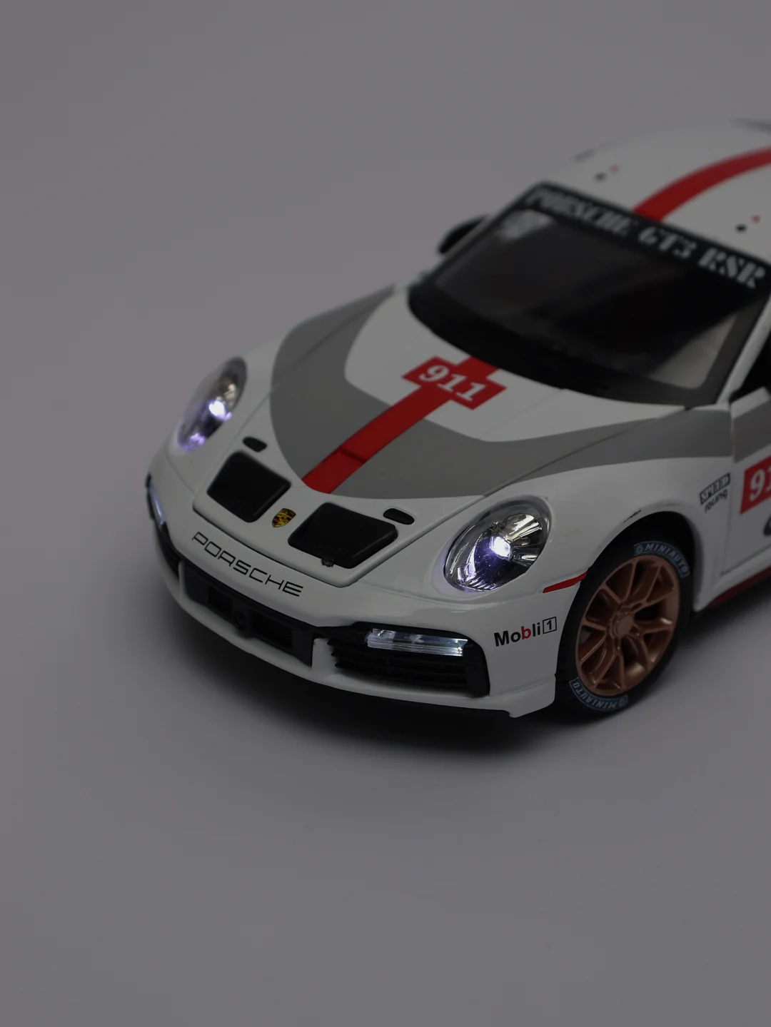 Красный металлическая машинка Mini Auto 1:24 Porsche 911 GT3 RSR 2420B