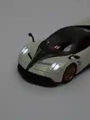 Белый металлическая машинка Pagani Huayra CZ145A, 1:24