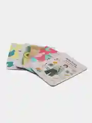 Белый подарочный набор косметики с новогодними носками,бьюти бокс,подарок на новый год
