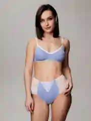 Бюстгальтер мягкая чашка без косточек VIVALIA