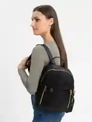Рюкзак школьный городской Brauberg Podium женский, нейлон, черный, 30х26х12 см, 270814
