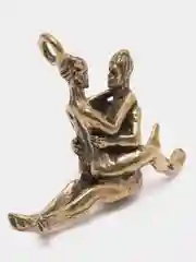 Хаки эротические кулоны "Камасутра", с интимными позами, 18+