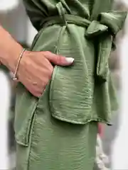 Лесной зеленый классический женский костюм, брюки и рубашка