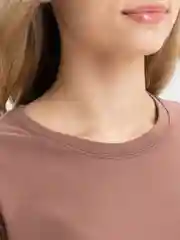 Зеленый футболка женская базовая
