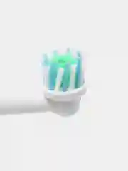 Сменная насадка Oral-B для электрической зубной щетки, средней жесткости, 1 штука