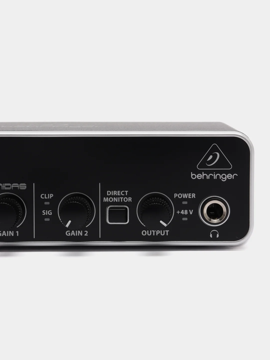 Внешняя звуковая карта BEHRINGER UMC22/UM2