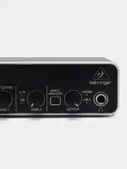 Внешняя звуковая карта BEHRINGER UMC22/UM2
