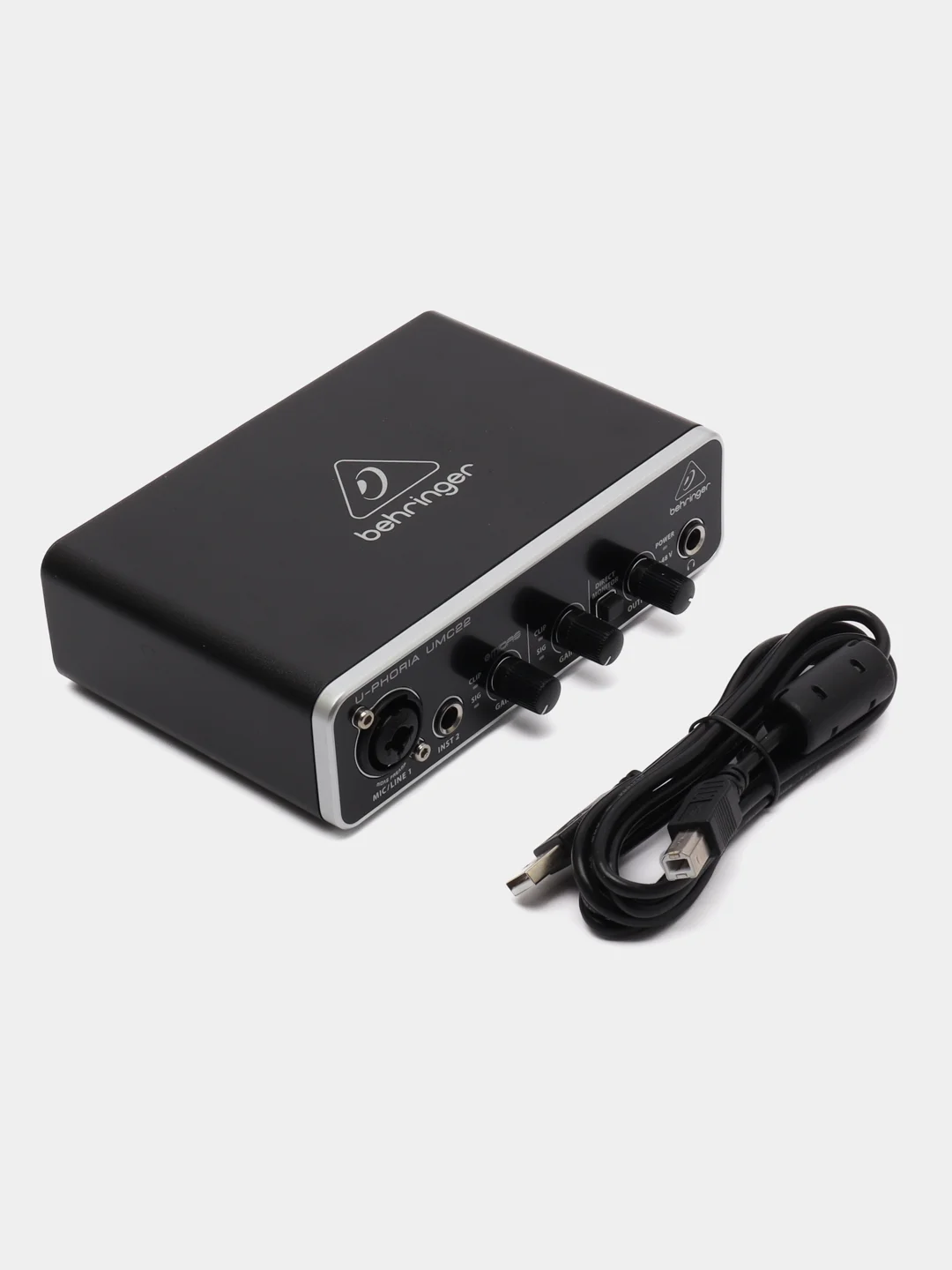 Внешняя звуковая карта BEHRINGER UMC22/UM2