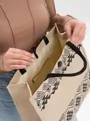 Песочный хаки женская сумка тоут с геометрическим узором