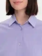 Белый костюм женский: рубашка, брюки