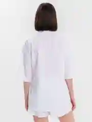 Белый женский, летний костюм, с шортами
