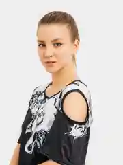 Черный футболка женская