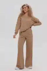 Костюм женский, спортивный