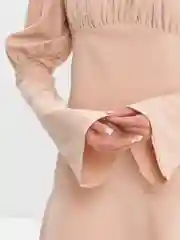 Бежевый платья женские вечерние c вырезом