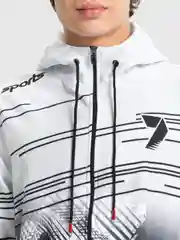 Белый костюм спортивный