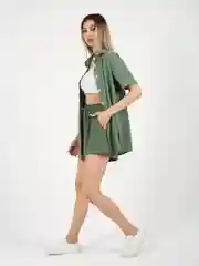 Зелёный хаки костюм-двойка женский, летний: рубашка и шорты