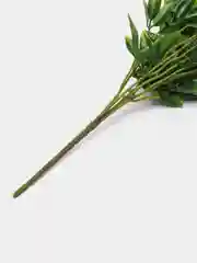 Белый искусственные цветы. Ромашки цветные (двухцветный пластиковый букет). Композиция