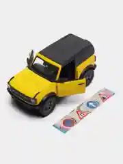 Желтый машинка металлическая инерционная 2022 Ford Bronco Hard Top 5438BDKT 1:34 Kinsmart
