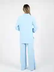 Небесно-голубой костюм женский, брючный