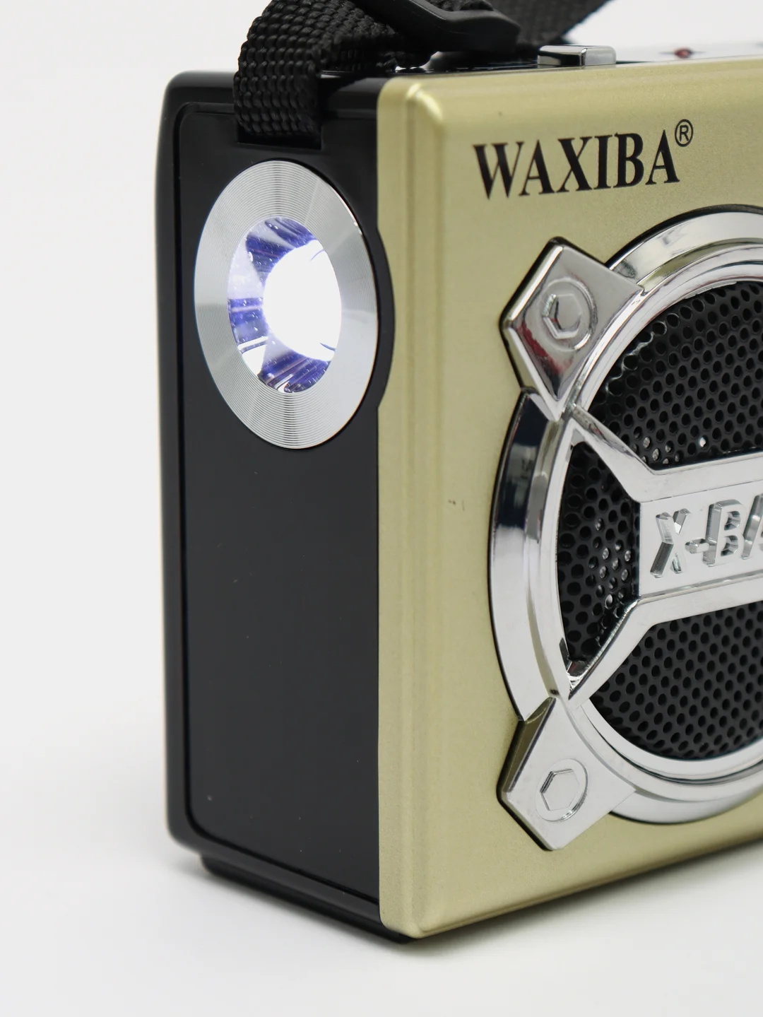 Золотой радио с фонарем и mp3 плеером WAXIBA XB-322 AM/FM, USB, SD радиоприемник