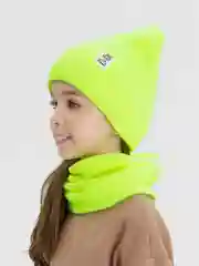 Салатовый зимний комплект для девочки 5-12 лет. Зимняя шапка для девочки