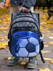 Зеленый школьный рюкзак детский
