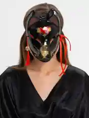 Багровый маска на лицо "Кицунэ"