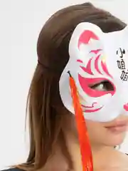 Белый маска на лицо "Кицунэ"